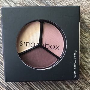 Smashbox eyeshadow trio